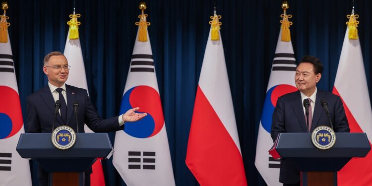 Poland Not Transferring South Korean Weapons to Ukraine: President