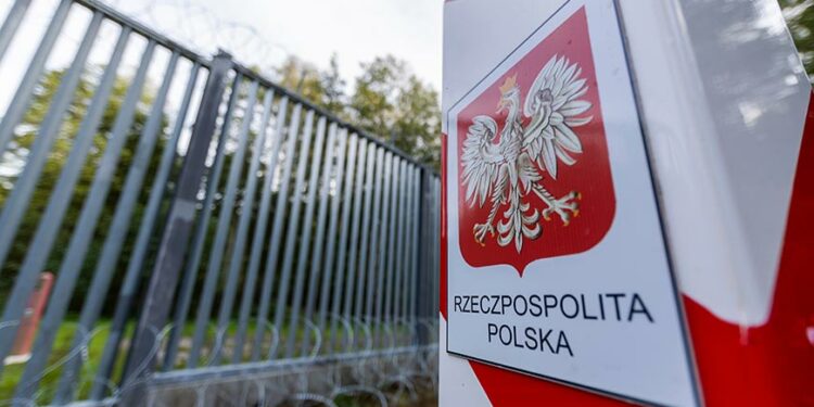 Poland needs to respect its international human rights obligations on the Belarusian border, says Commissioner O’Flaherty