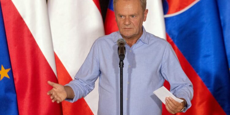 Poland wins after EU backs its proposed asylum ban for Russia, Belarus – POLITICO