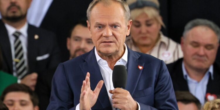 Poland’s Donald Tusk rekindles EU migration debate - Financial Times