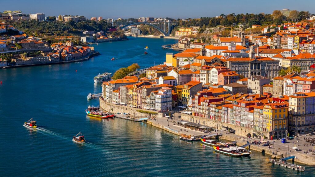 Portugal property prices rise 3 times more than EU