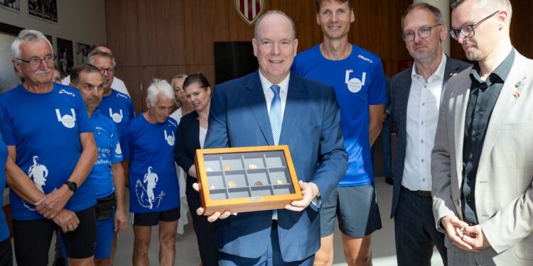 Prince Albert II celebrates first European Peace Run in Monaco