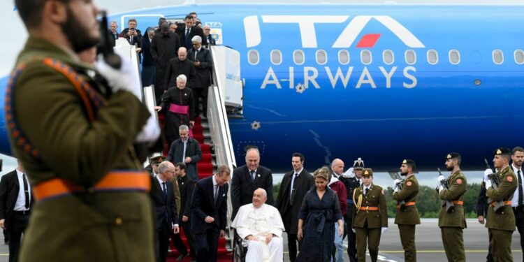 Refugees, sexual abuse: The challenges of the pope’s trip to Belgium and Luxembourg