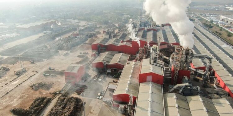 Romania Probes Austria’s Kronospan for Alleged Hazardous Waste Violations