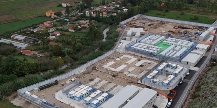 Rome court rejects orders to detain migrants in Albania