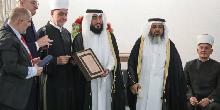 Sheikh Jassim Noble Quran Competition awarded honor shield of Croatia’s international Quran competition