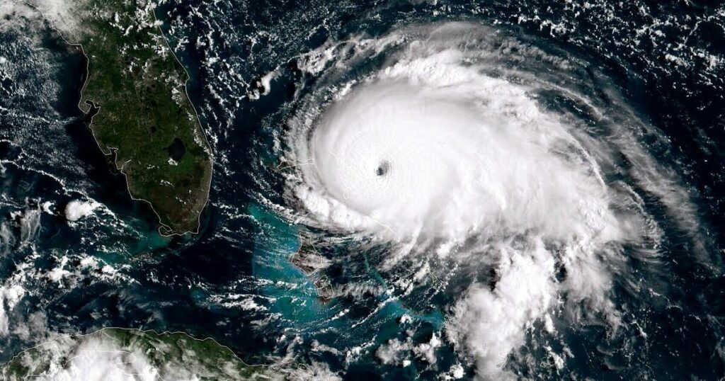 Spain holiday chaos as Hurricane Leslie set to hit popular tourist region | Weather | News