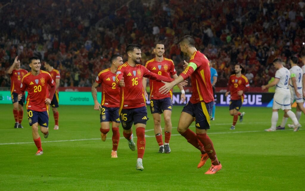 Spain thump Serbia to reach Nations League quarter-finals