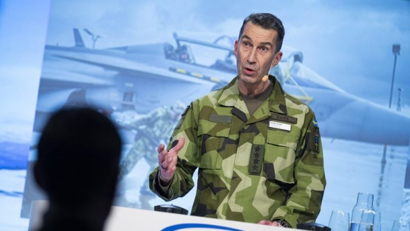 Swedish minister, commander-in-chief warn of possible war in Sweden – Euractiv