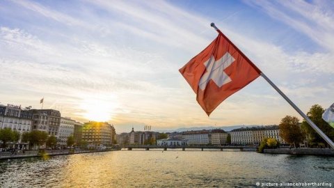 Switzerland to reduce asylum reception facilities by 20 percent