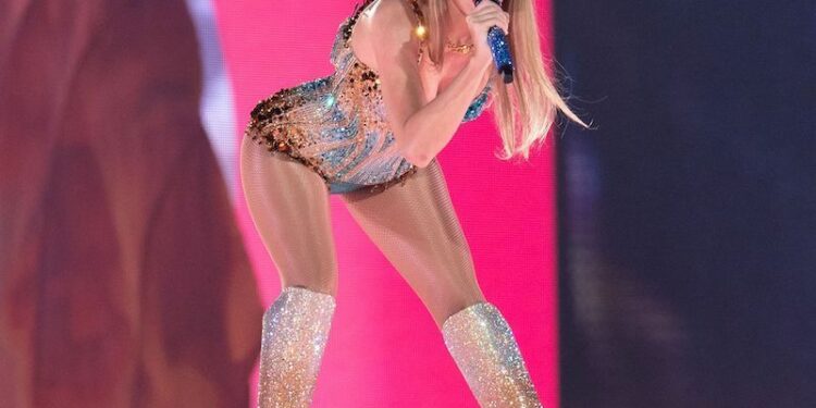 Taylor Swift’s Eras Tour Kicks Off its Europe Leg with Paris as the First Stop – PrestigeOnline Hong Kong