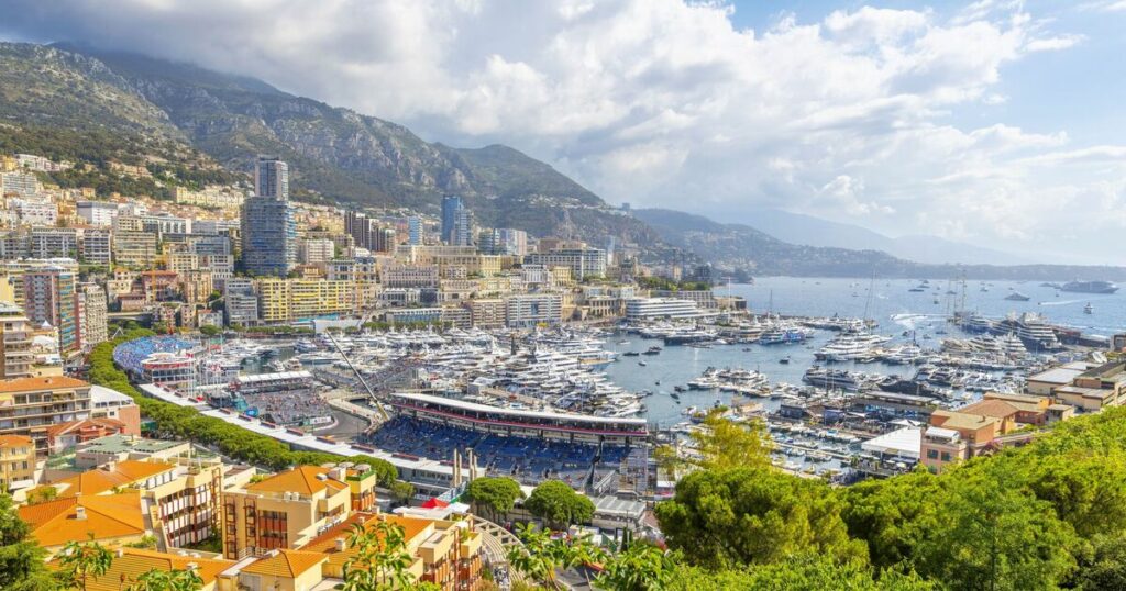 The £1.5bn mega-project to expand one European country into the sea | World | News