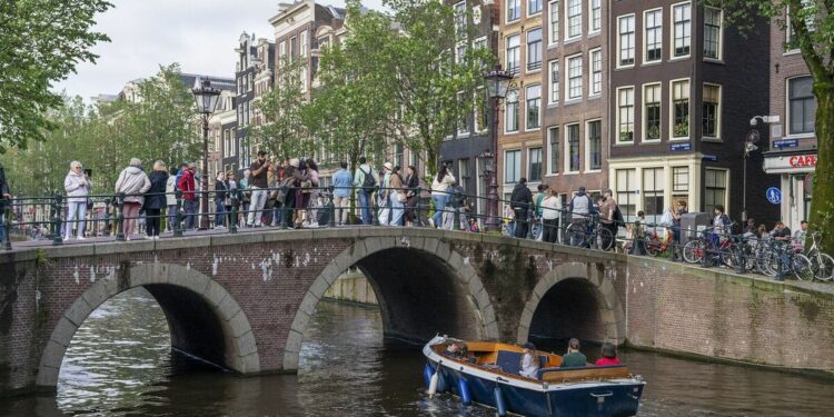 The European city jam-packed with Brits that has the ‘highest’ tourist tax rates | World | News