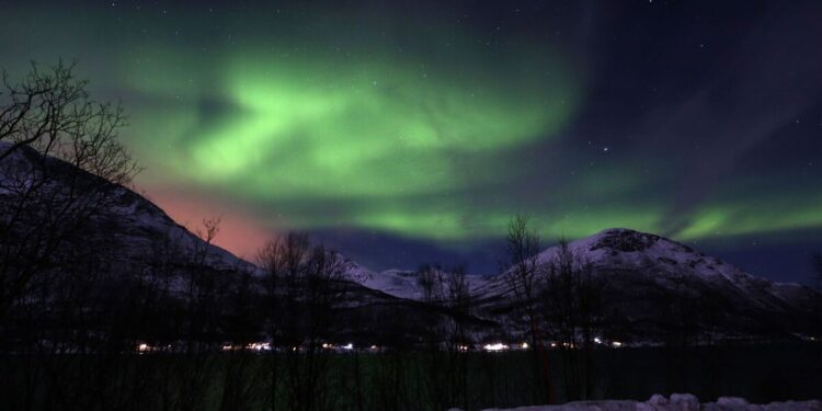 The little European city constantly named world's best place to see the Northern Lights | World | News