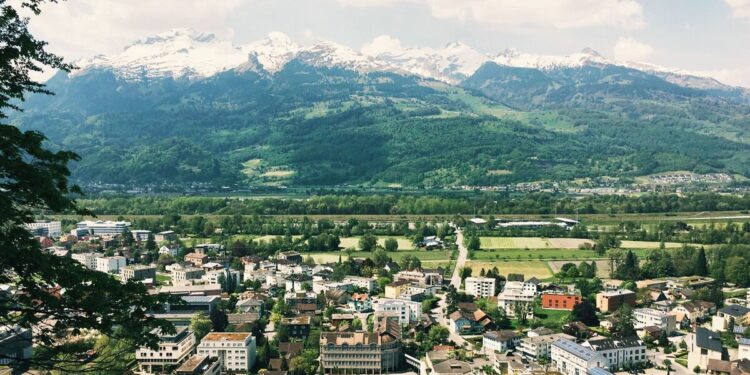 The pretty European country with hardly any tourists because it doesn't have an airport | World | News