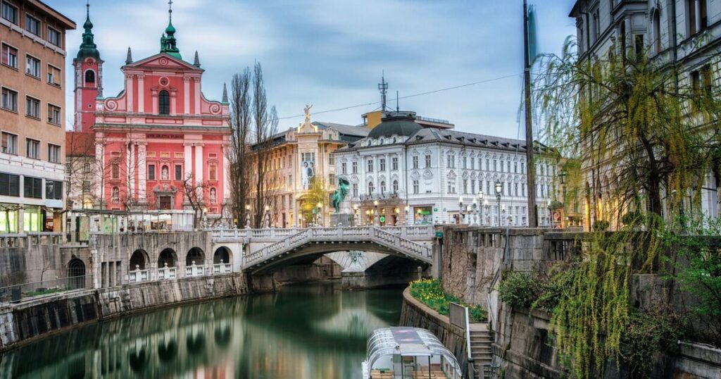 The pretty city in Europe named ‘cosiest’ city for autumn getaway | World | News