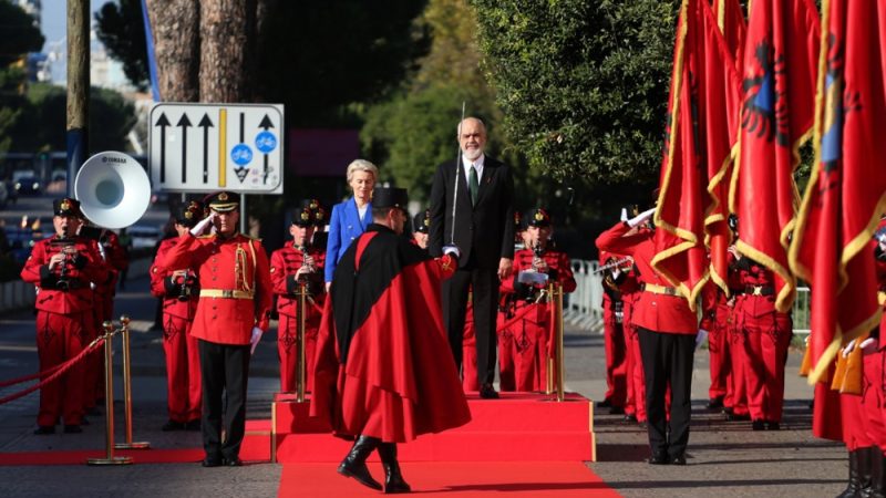 Von der Leyen starts Balkans tour, says enlargement ‘top priority’