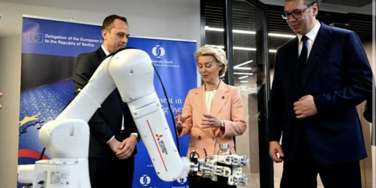 Von der Leyen visiting Serbia: Vučić and the President of the European Commission visited HTEC Group PHOTO