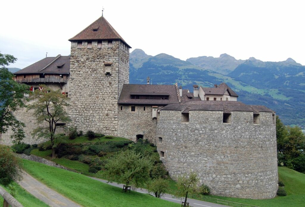 Voters in Liechtenstein withdraw state funding from the country’s public radio broadcaster