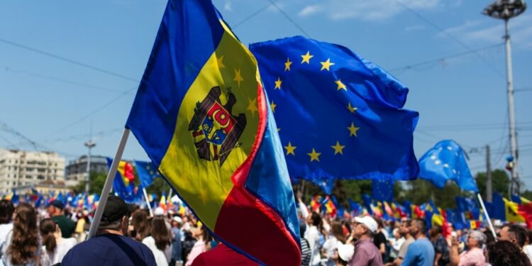 What Moldova’s Narrow EU Referendum Results Mean for Its European Future