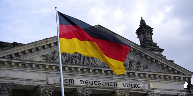 Zayo Europe Expands in Germany with GasLINE Dark Fibre Partnership