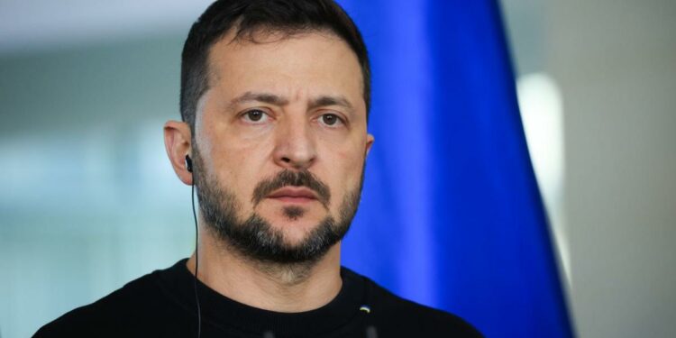 Zelensky arrives in Iceland for 4th Ukraine-Northern Europe Summit