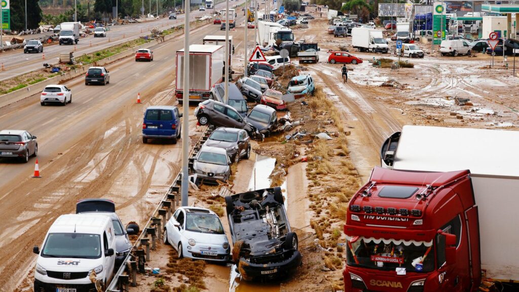 Spain floods latest: New red alert in Spanish region - as residents told to 'brace for more fatalities' | World News