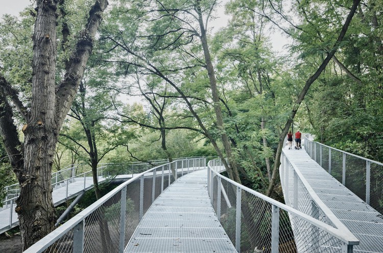 The European Prize for Public Urban Space Announces Warsaw Park and Porto do Son Beach Design as 2024 Winners - Image 9 of 17