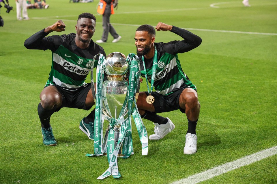 Diomande (L) celebrates Sporting's Liga Portugal title