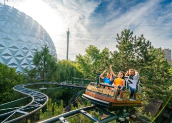 European theme park where you ‘visit’ Greece, Spain and Italy in a day has new roller coaster that’s world’s steepest European theme park where you ‘visit’ Greece, Spain and Italy in a day has new roller coaster that’s world’s steepest