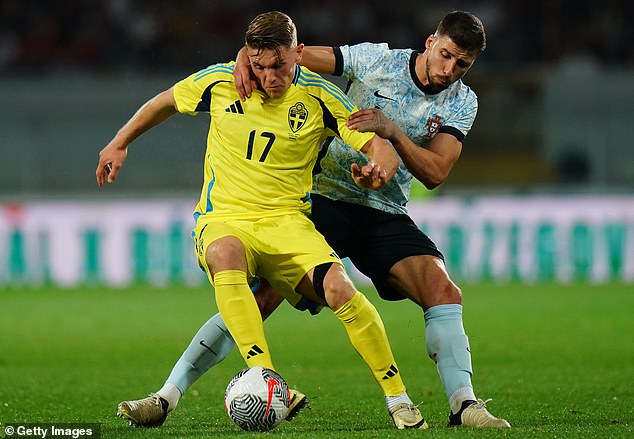 The Sweden international had his heart set on a move to join Sporting Lisbon