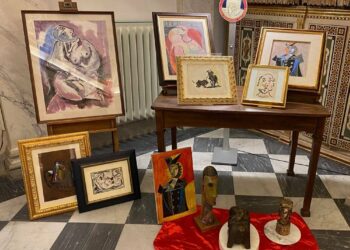 European Fake Art Network Involving Banksys, Warhols, Modiglianis Uncovered in Italy European Fake Art Network Involving Banksys, Warhols, Modiglianis Uncovered in Italy