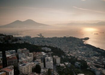 Police arrest 43 and seize 520 million euros in Europe-wide probe into mafia and tax evasion