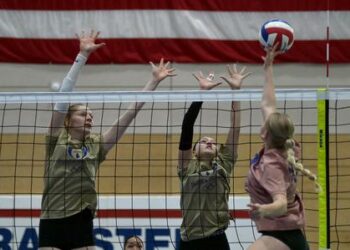 DODEA-Europe all-stars pay homage to Paris on court DODEA-Europe all-stars pay homage to Paris on court