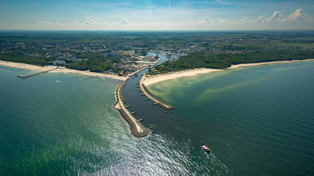 European seaside town that ‘hasn’t left the 19th century’ with quaint resorts and 50p pier attraction