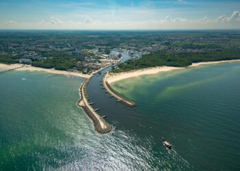 European seaside town that ‘hasn’t left the 19th century’ with quaint resorts and 50p pier attraction