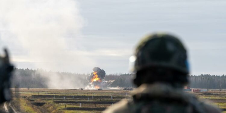 US B-52 drops ordnance over Lithuania during live-fire training | News