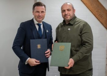 Ukraine, Estonia’s defense chiefs seal memorandum Ukraine, Estonia’s defense chiefs seal memorandum