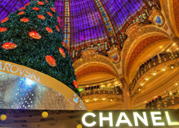 Luxury travel experts reveal the best Christmas shopping destinations in Europe Luxury travel experts reveal the best Christmas shopping destinations in Europe