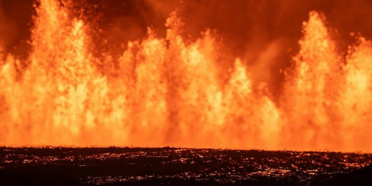 Is it safe to travel and is the eruption affecting flights?