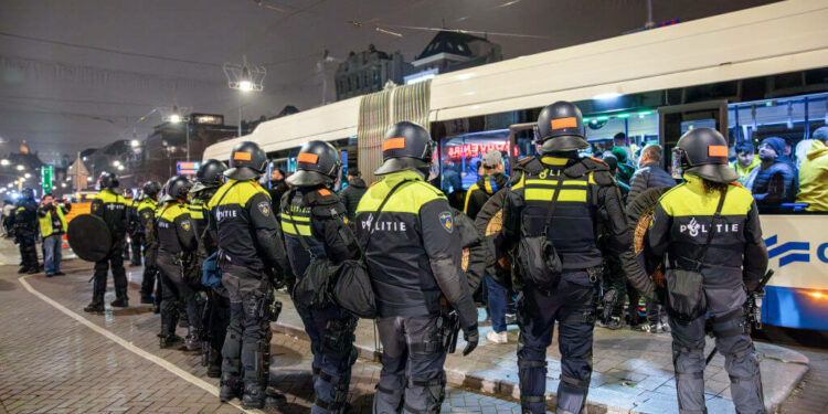 What Amsterdam riots signify to European Jews – The Forward