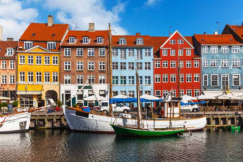 european landmarks nyhavn