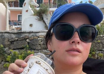 My solo trip to Greece helped me reset, but there are 5 things that would’ve made it even better