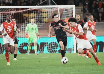 Heroic with ten men, AS Monaco are defeated late on by Benfica