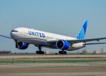 United reports surge in travel for European Christmas markets