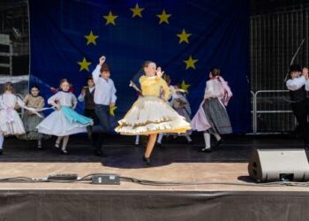 A Look at the Hungarian Dance Club A Look at the Hungarian Dance Club