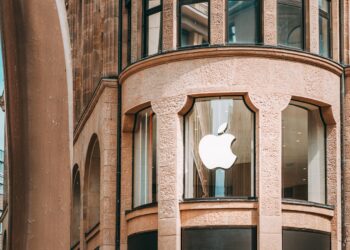 Apple’s Geo-Blocking Practices Could Violate EU Rules