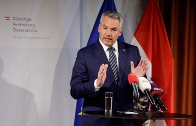 Austrian Chancellor Nehammer Invites Donald Trump to Austria for Ukraine Peace Talks - Vindobona.org