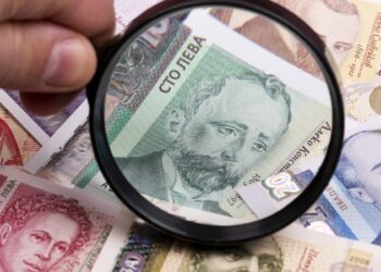 Bulgarian court issues EU arrest warrant for ex-state bank chief – Euractiv