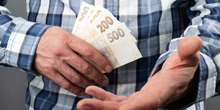 Czechia’s middle class feels the squeeze as poverty protections falter